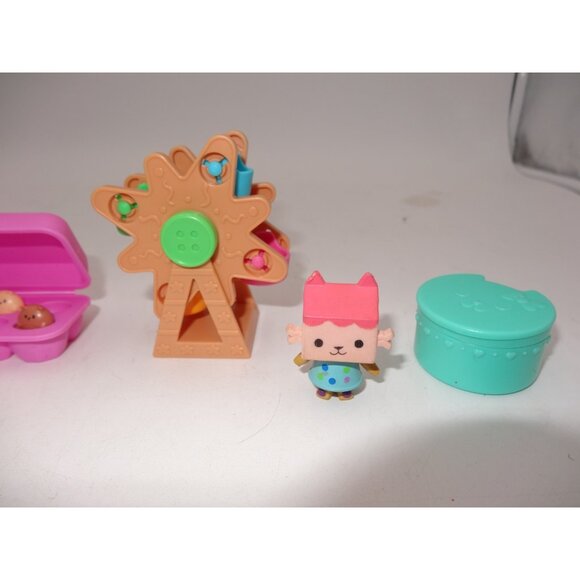 Gabby's Dollhouse, Baby Box Cat Craft-A-Riffic Room Exclusive Figure and Dragon - Picture 11 of 14